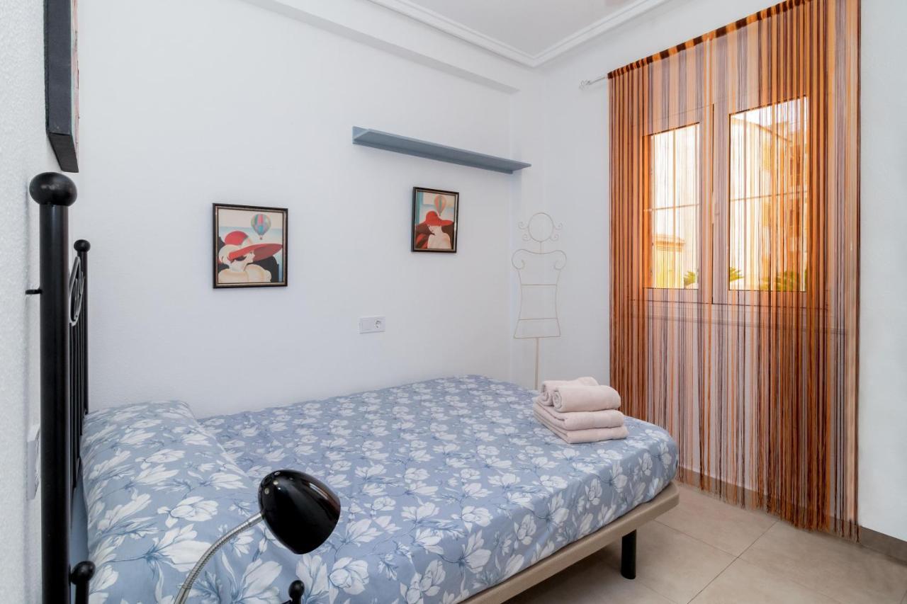 Espanatour Apartamento Valencia ตอร์เรเวียคา ภายนอก รูปภาพ